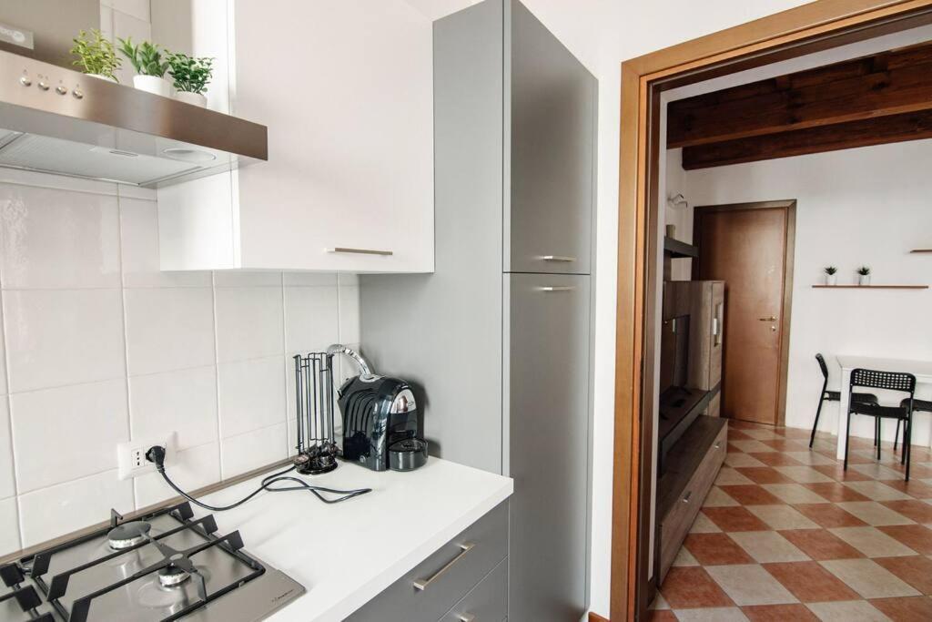 Casa Benzoni Apartment มานโตวา ภายนอก รูปภาพ
